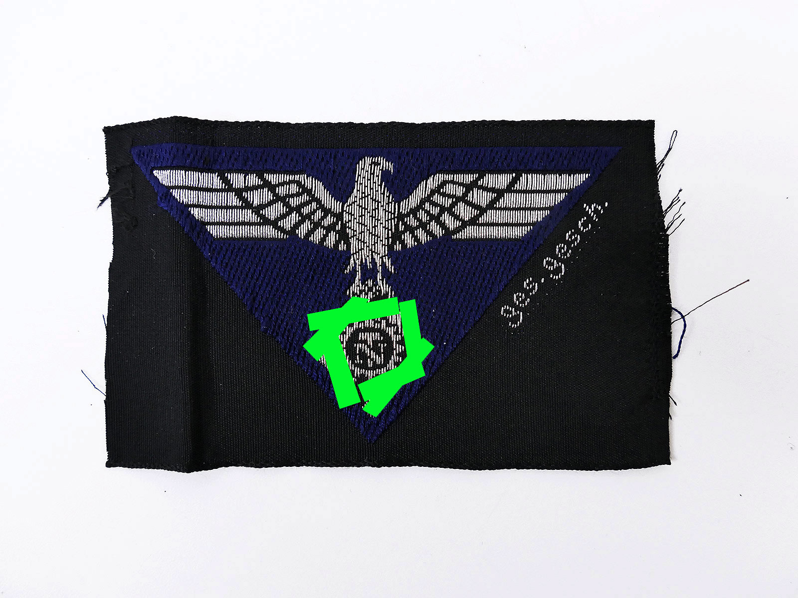 P1089962MKHrxaINmyF6d Technischer Notdienst TENO Ärmeladler Uniform Rechtsgucker