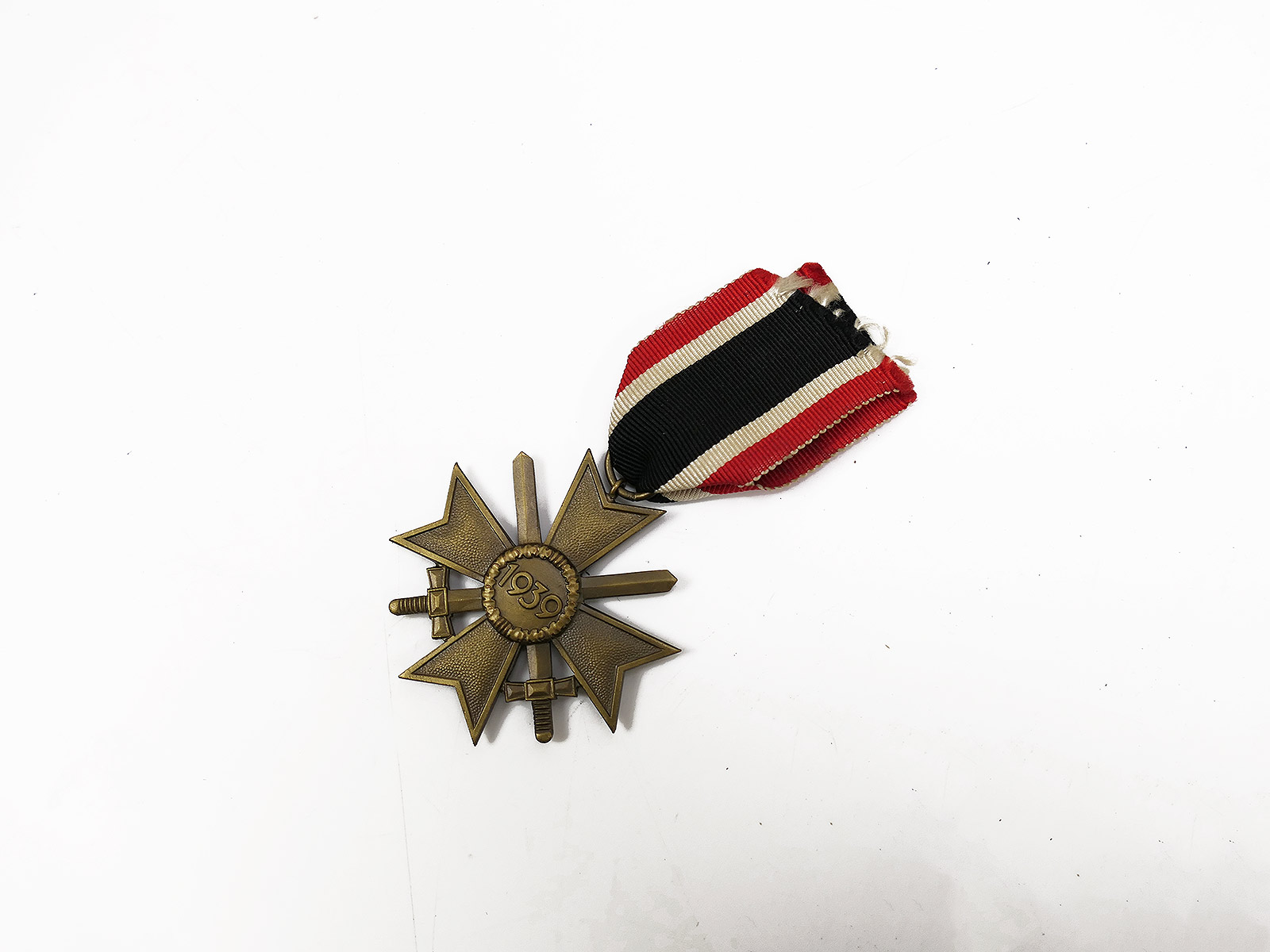 Kriegsverdienstkreuz 2.Klasse mit Schwertern KVK 1939 mit Bandabschnitt 