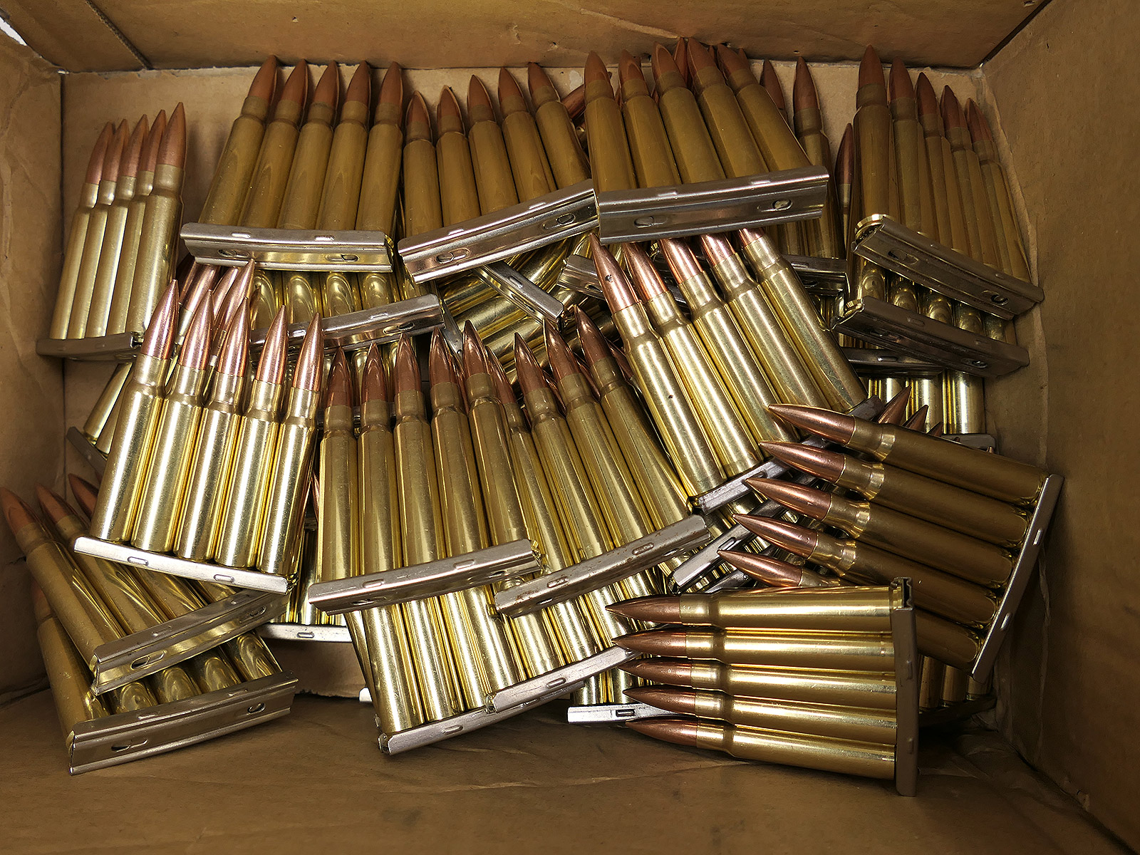 Wehrmacht 1x Ladestreifen mit 5x Patrone 8x57 Karabiner K98 Deko Munition