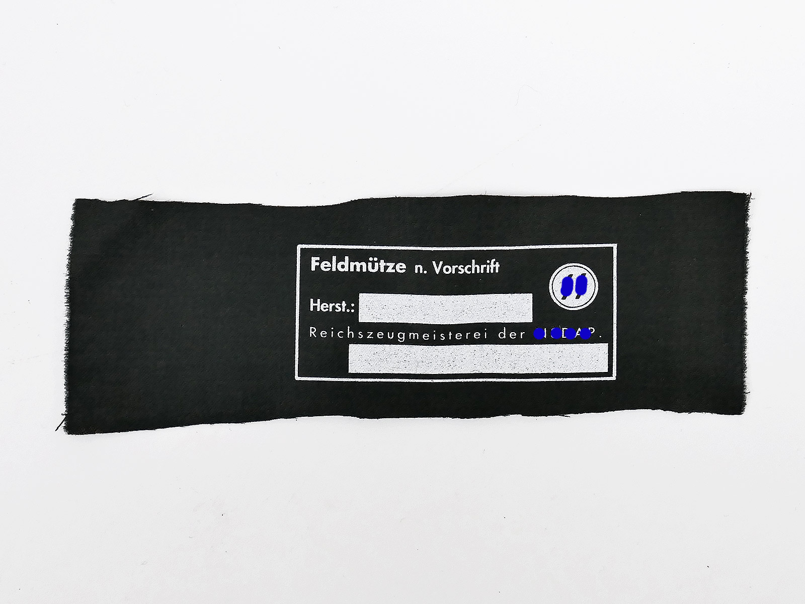 P1501880 RZM Herstelleretikett für die Feldmütze nach Vorschrift Etikett Waffen SS / SS