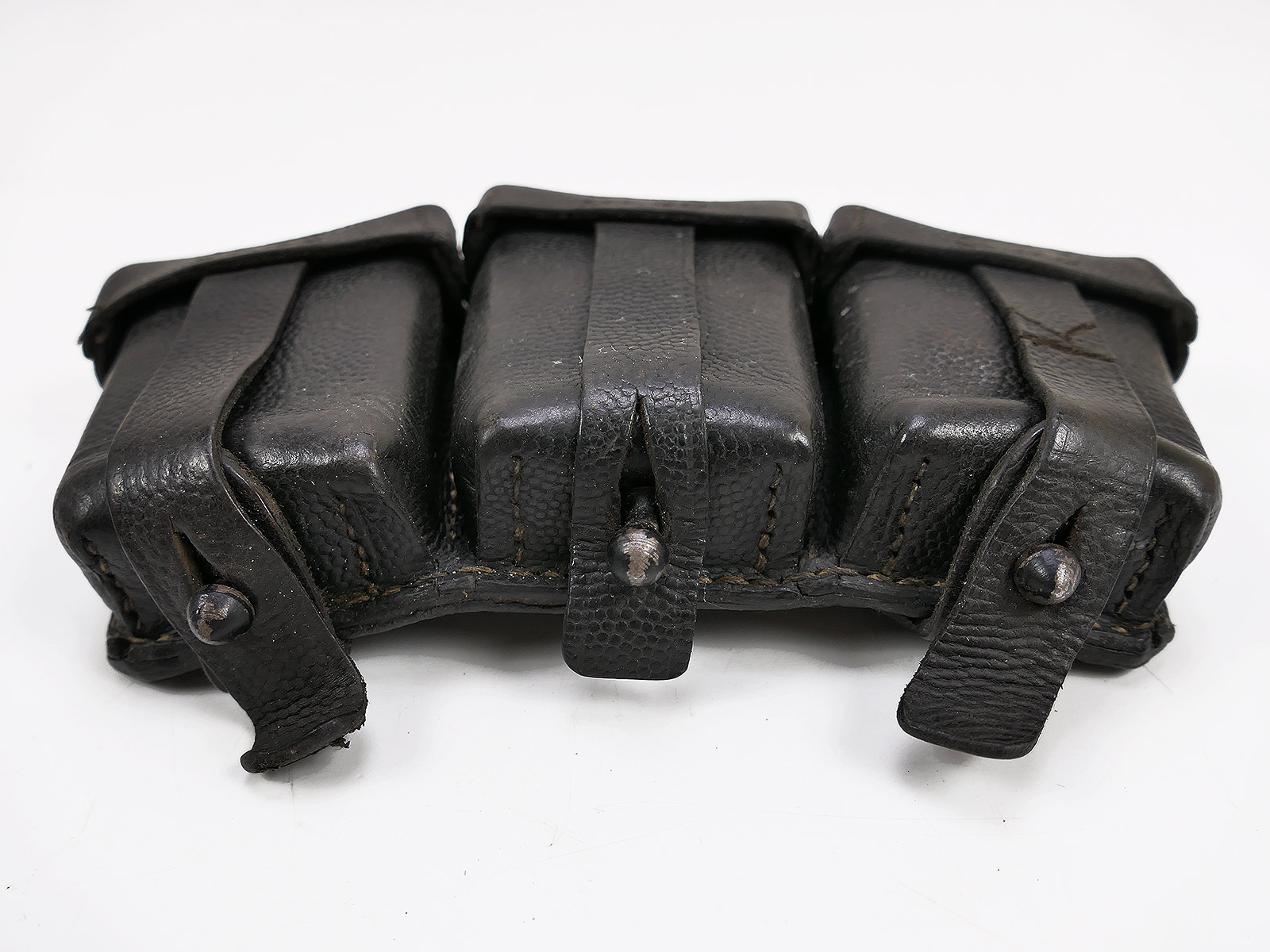 Einzelstück - Wehrmacht K98 3er Patronentasche schwarz ORIGINAL mit Hersteller 1942 COLLECTION