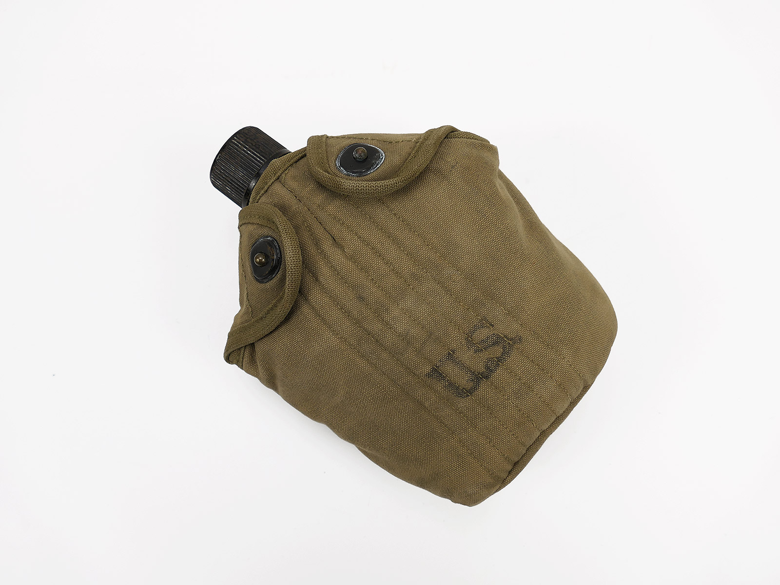 Original US Army WW2 Feldflasche mit Becher und Bezug from Collection BATTLE WORN