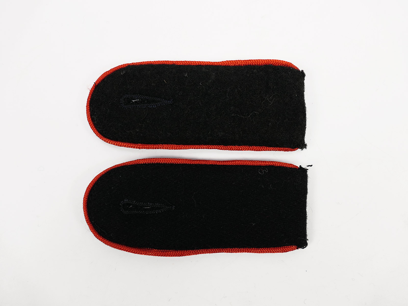 Paar WSS Schulterklappen Artillerie / Sturmgeschütz Mannschaften Schulterstücke 