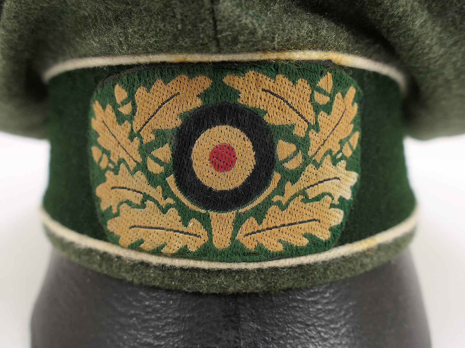 Wehrmacht Infanterie Schirmmütze Offizier Crusher Cap mit Mützenadler / Kokarde COLLECTION