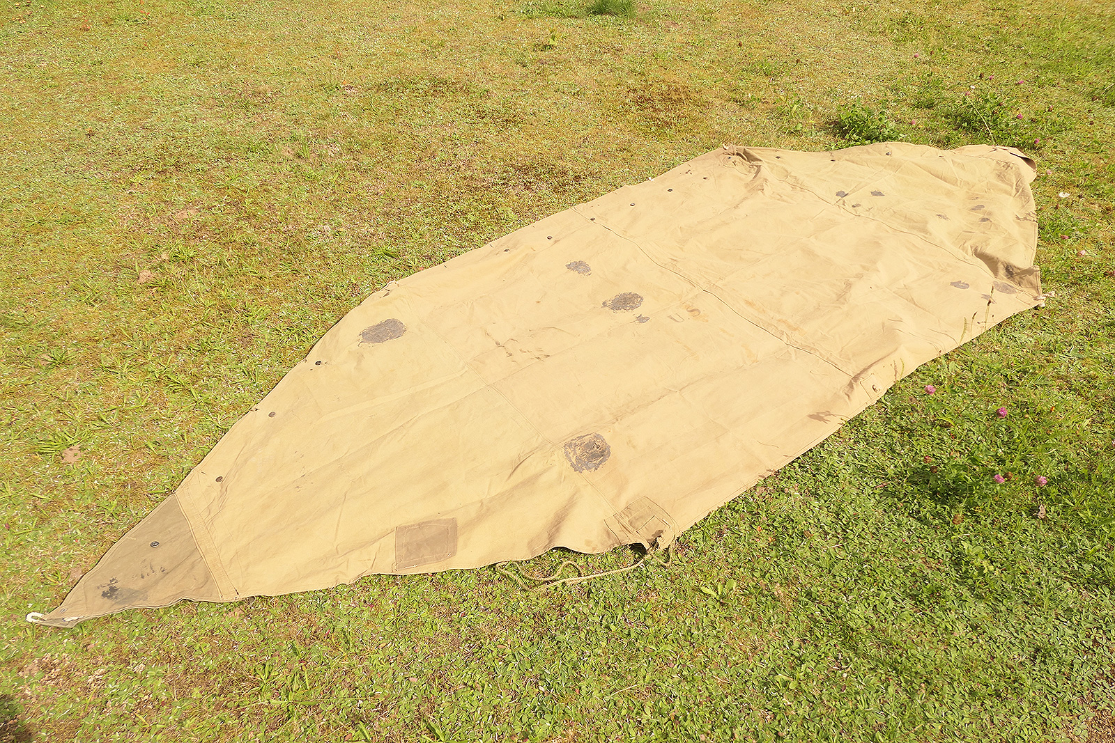 US Zeltbahn shelter Zeltplane tent half 1944 - beschädigt