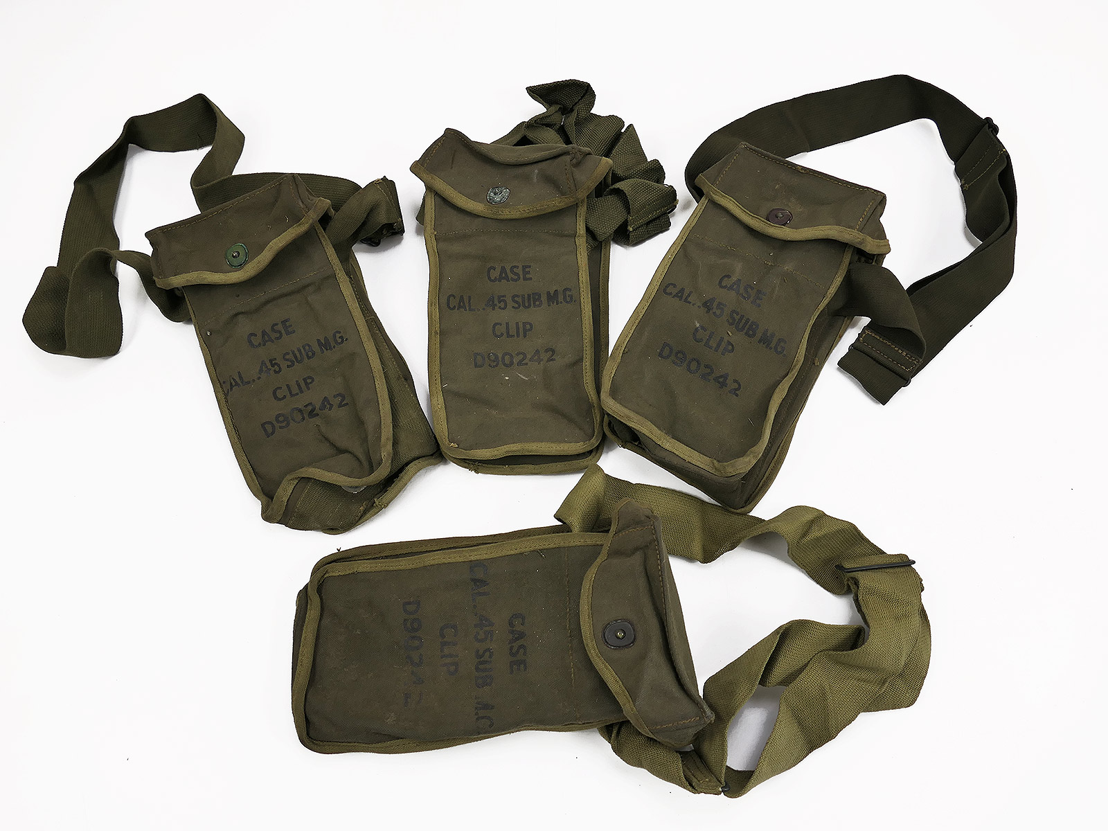 1x Stück Original US Army WW2 Magazine Pouch case Cal .45 sub MG mit Trageriemen / Collection BATTLE WORN