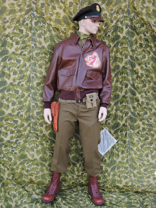 Beispiel für eine USAAF WK2 Uniform nach Vorlage / Drehbuch / Filmrequisite