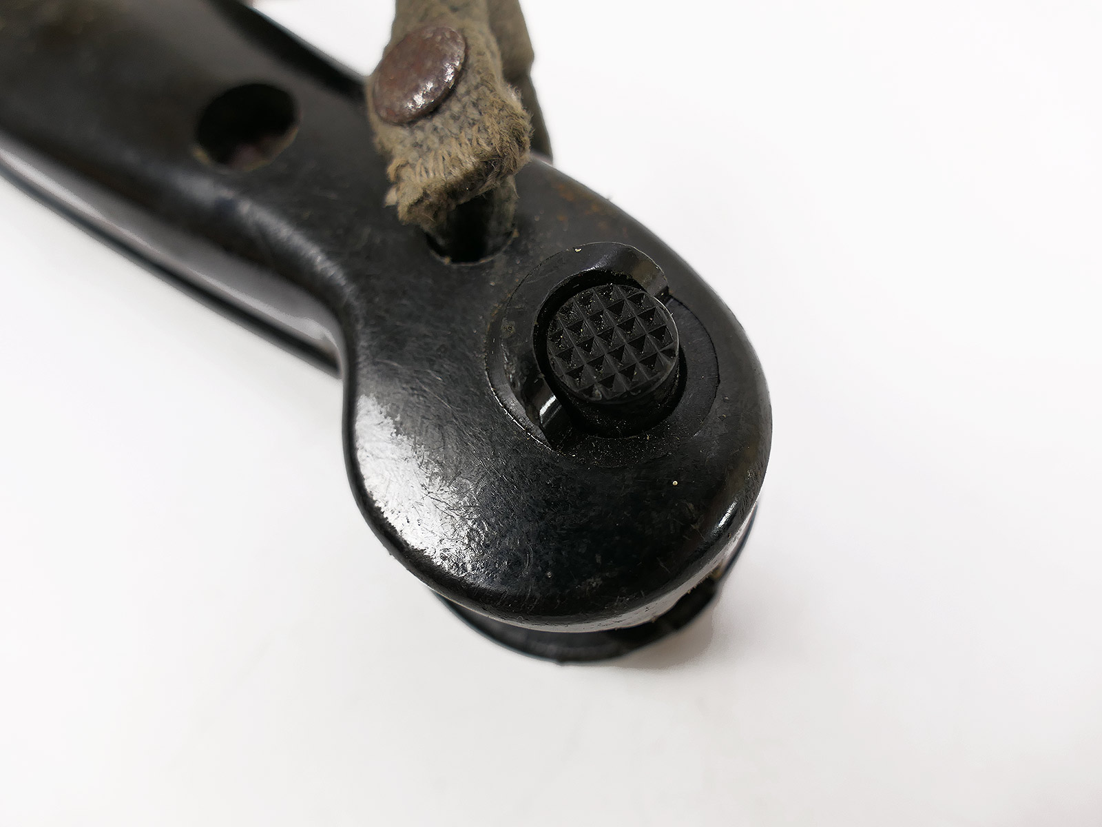 Original NVA Seitengewehr / Bajonett AK47 AK74 Kalaschnikow Schwarzer Plastegriff mit Drahtschneider
