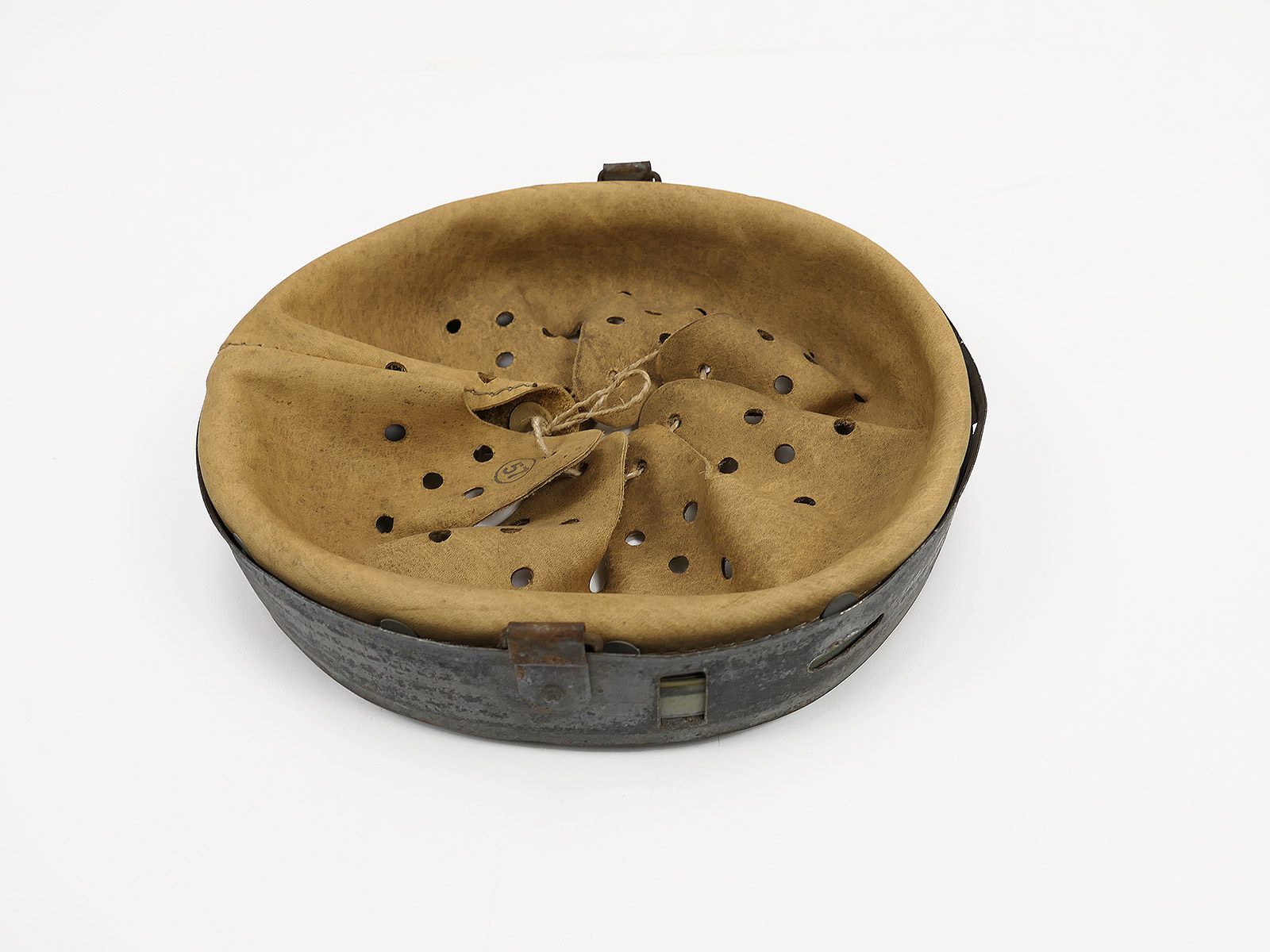 #186/ Wehrmacht Stahlhelm Helmfutter ANTIK M35 M40 M42 (56/64)