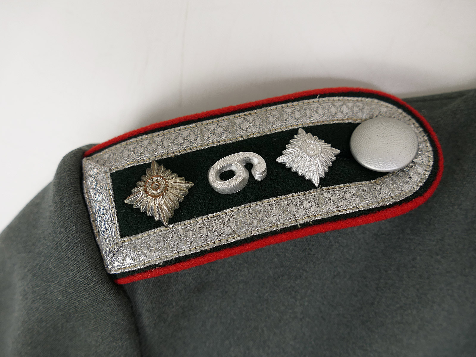 Uniform Ensemble Original Wehrmacht Parade Waffenrock Unteroffizier Artillerie mit Uniformhose COLLECTION