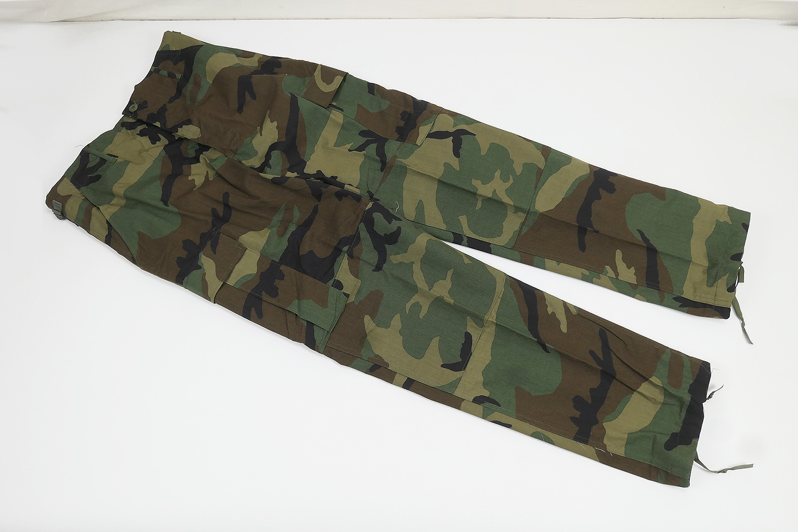 P1520668 US Army Feldhose Combat Trousers Camouflage Woodland Tarnhose - Medium Long