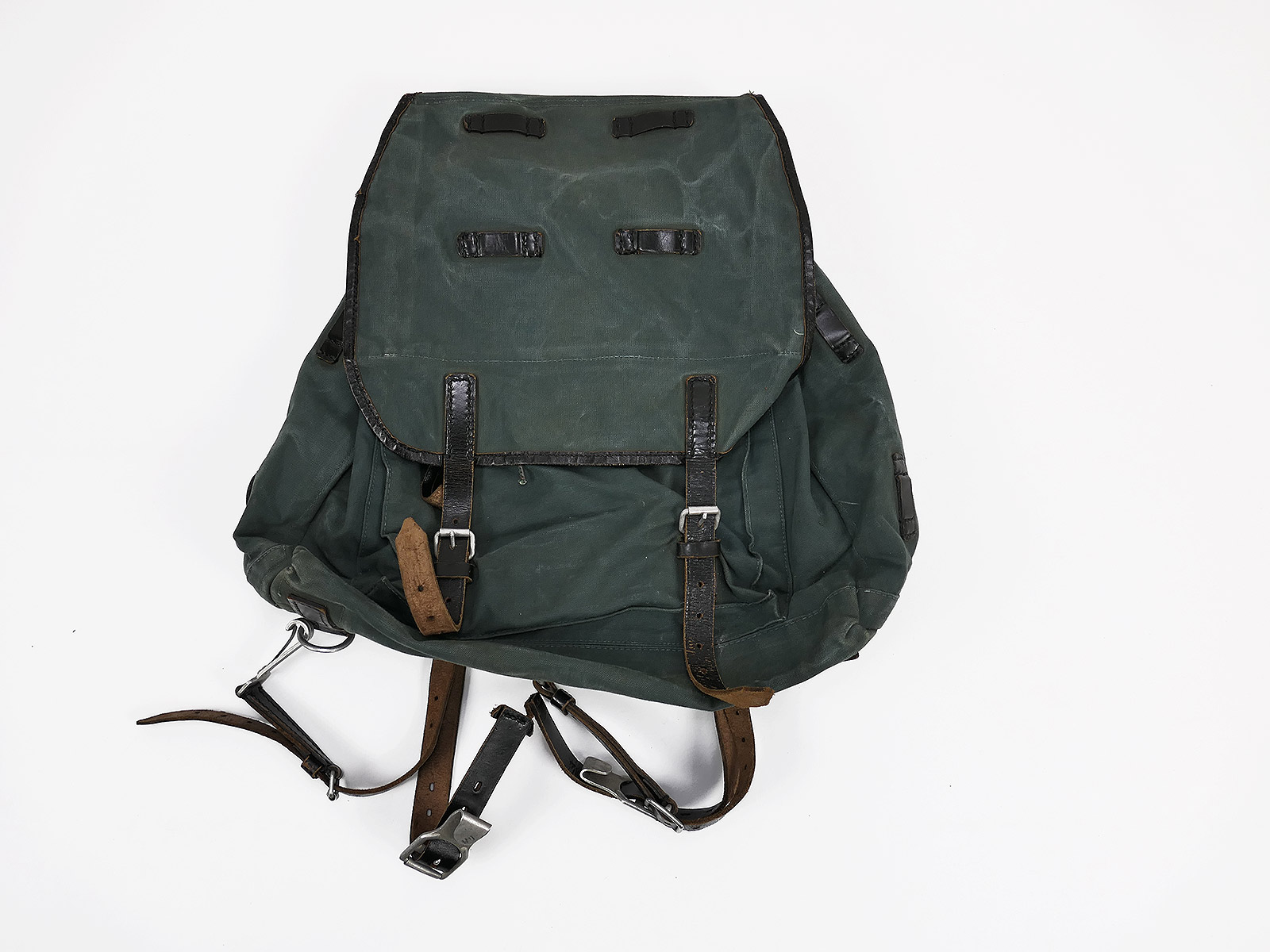 #B Vintage Rucksack oliv / grün Typ wie Wehrmacht WW2