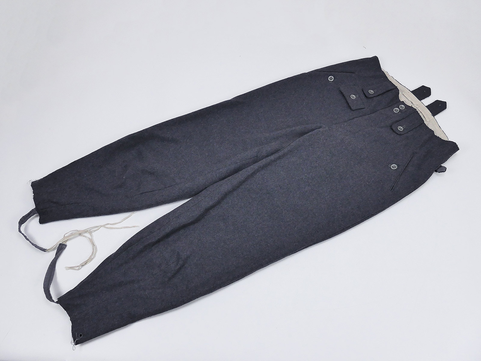 Luftwaffe Feldhose M43 Wollhose blaugrau Uniformhose Spätkrieg geschneidert aus Museum