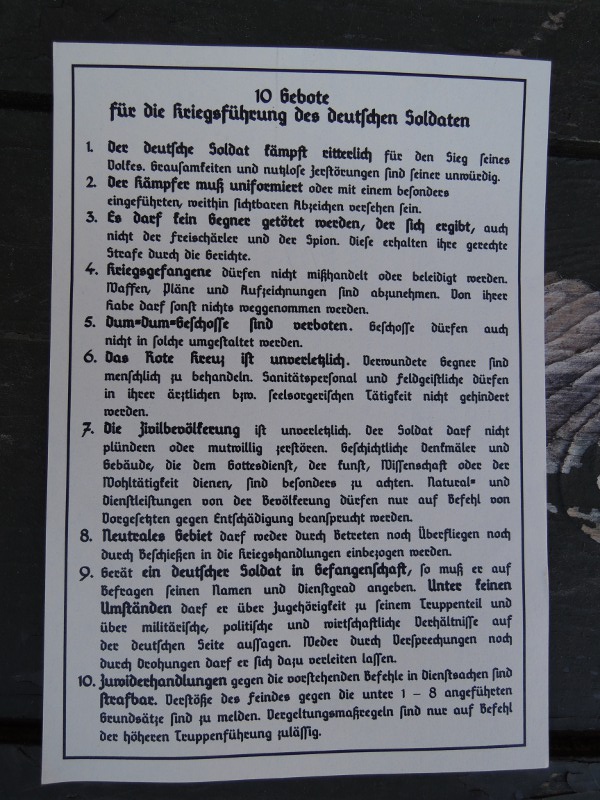 Einleger "10 Gebote für die Kriegsführung des Deutschen Soldaten"