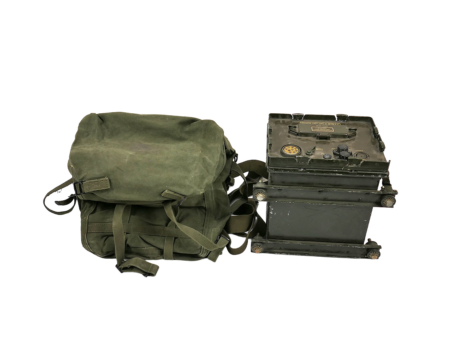 #2/ US ARMY Signal Corps Dynamotor Power Supply DY-88 / GRC für Funkgerät GRC-9 Radio mit Tasche