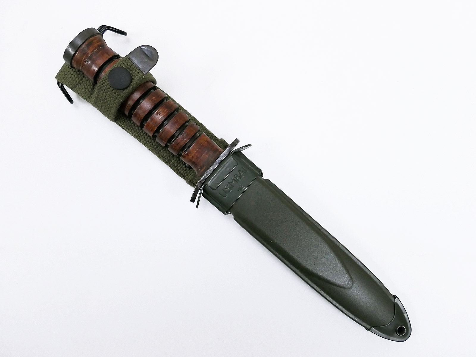 US M3 Kampfmesser mit M8A1 Scheide
