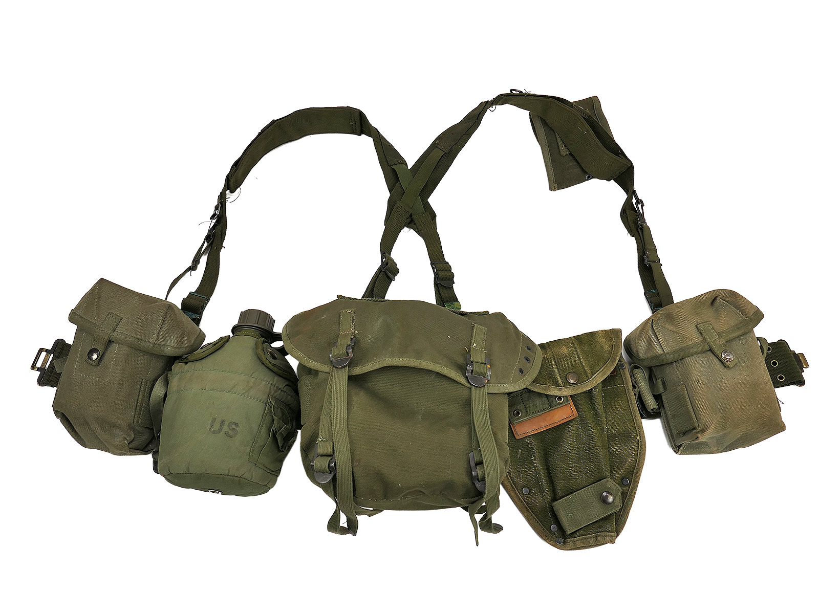 #4 Typ M-1956 Webbing US Army Vietnam Sturmgepäck - Butt Pack Pistol Belt Suspenders Feldflasche Magazintaschen ANSEHEN