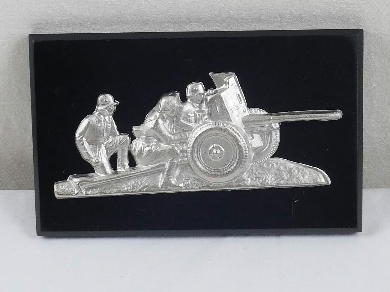 s-l1600e07ruYUboxHFC Wehrmacht Reservistika Relief Panzerjäger Pak36 Holzplatte 3,7 cm Pak