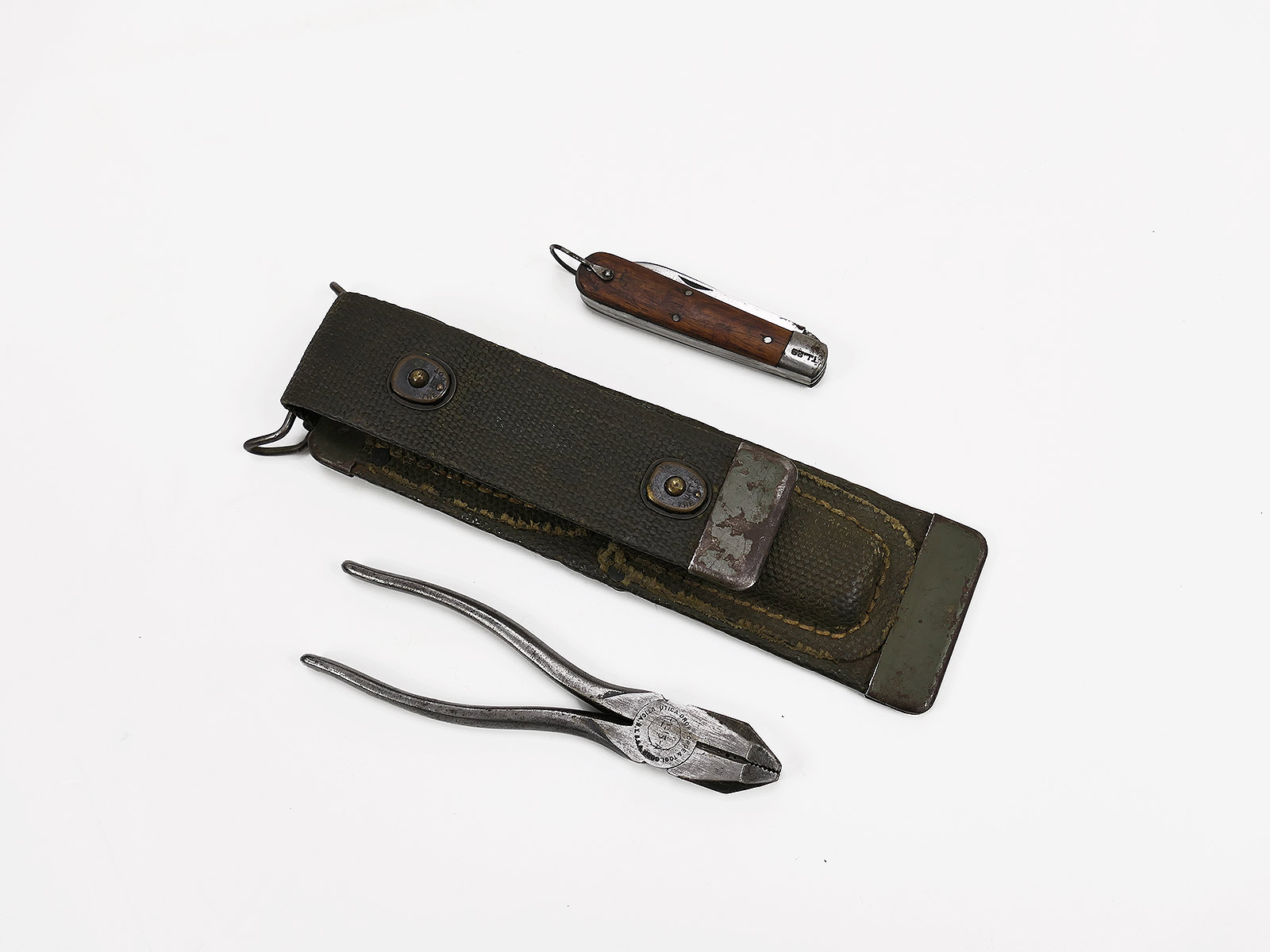 Original US ARMY WW2 Signal Corps Lineman’s Tool Set with CS-34 CANVAS Pouch TL-29 Pocket Knife & Original Pliers