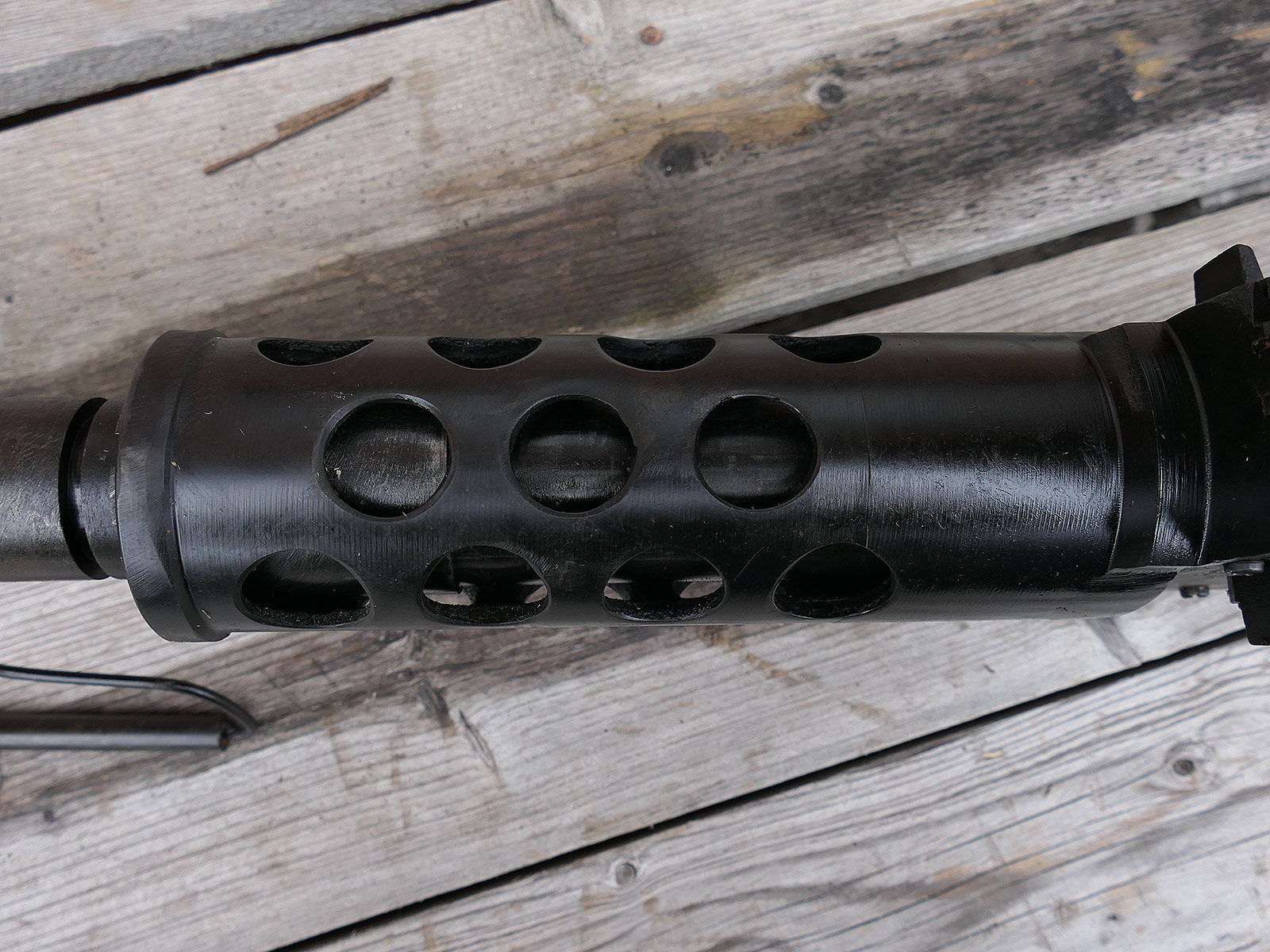 #A Browning Machine Gun MG Cal. 50 M2 Jeep Lafette Tripod - Modell - 1:1 Metall Nachbau Lauf zerlegbar