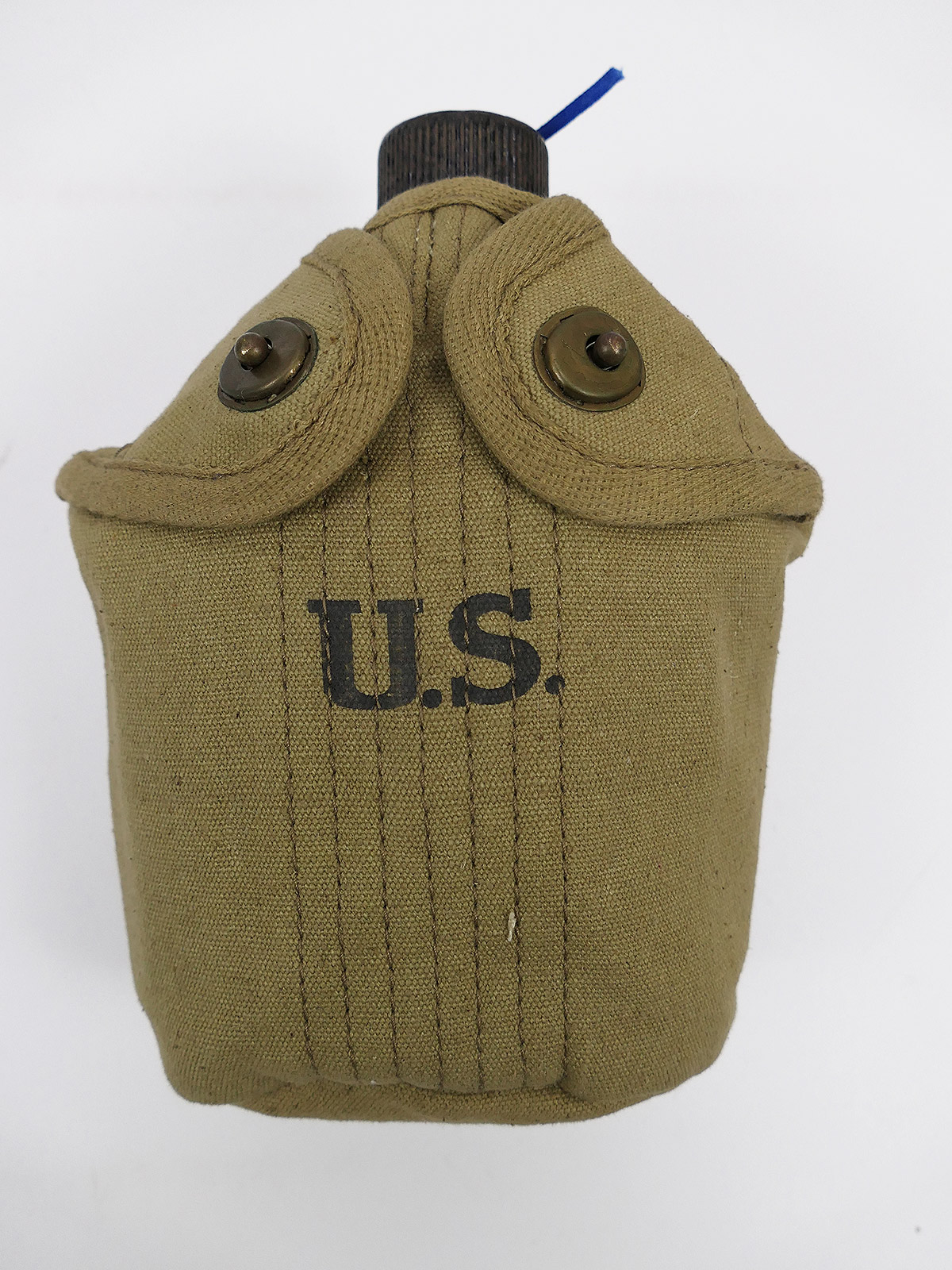P1612940 Original US Army WW2 Feldflasche 1945 mit Repro Bezug und Becher