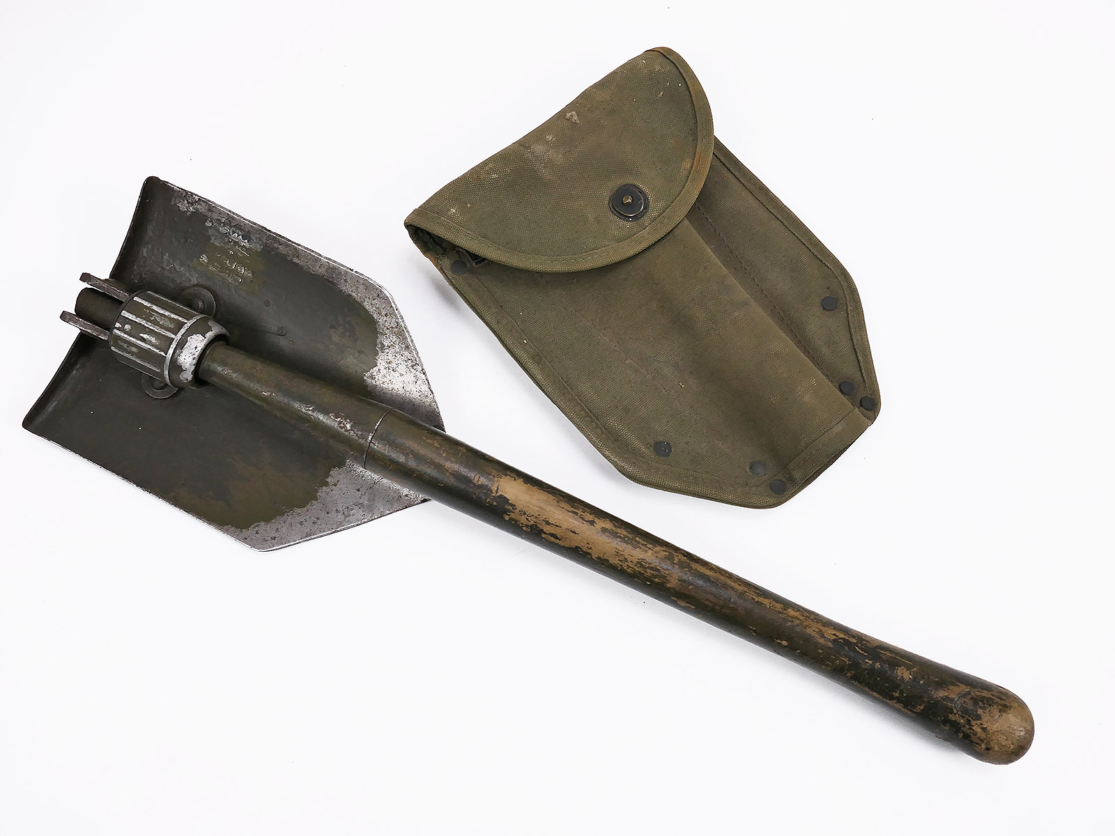 US ARMY Klappspaten AMES 1944 mit Tasche 1944 Entrenching Tool modifiziert