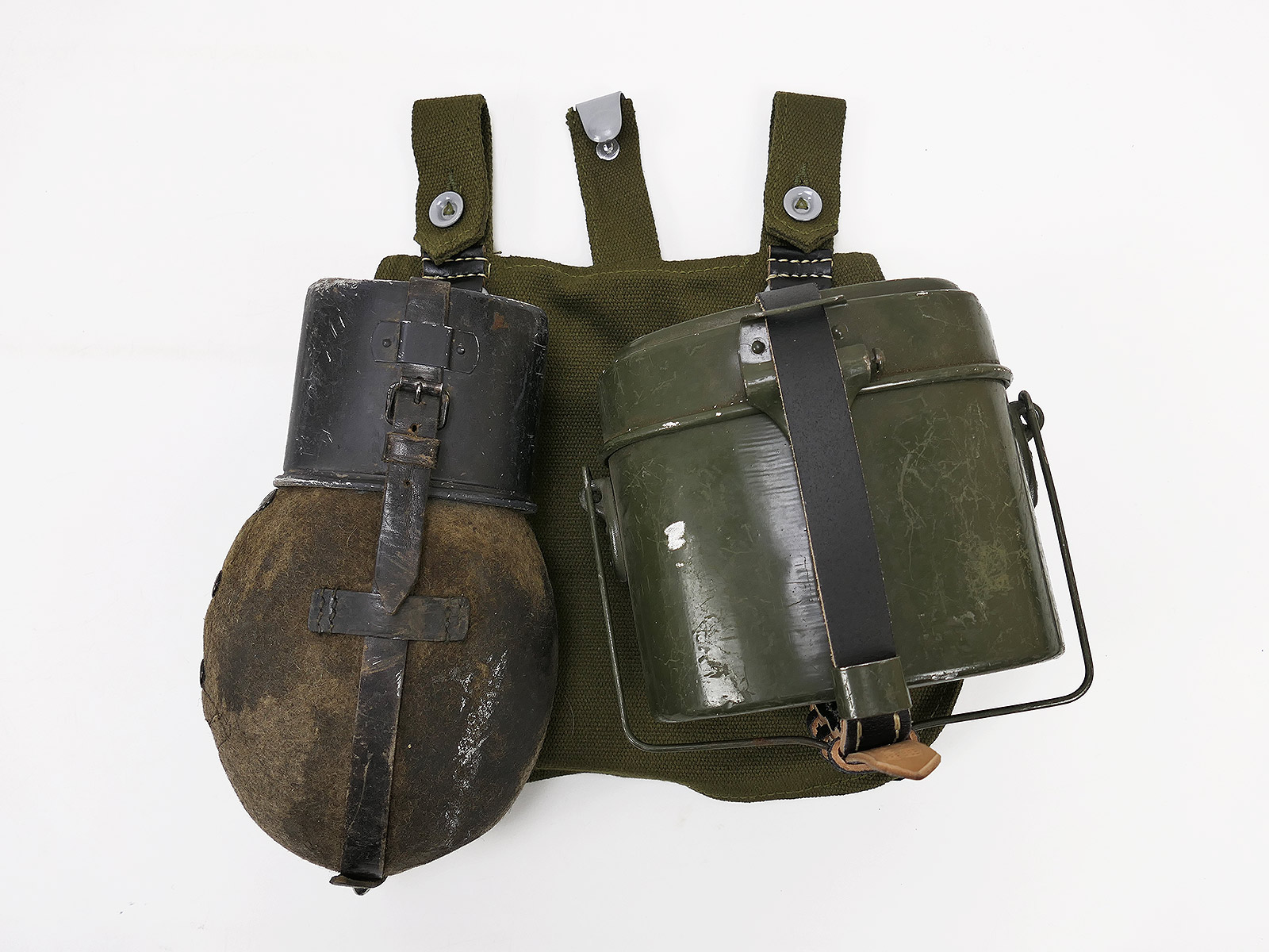 Set Wehrmacht Brotbeutel Kochgeschirr Essgeschirr Riemen Feldflasche