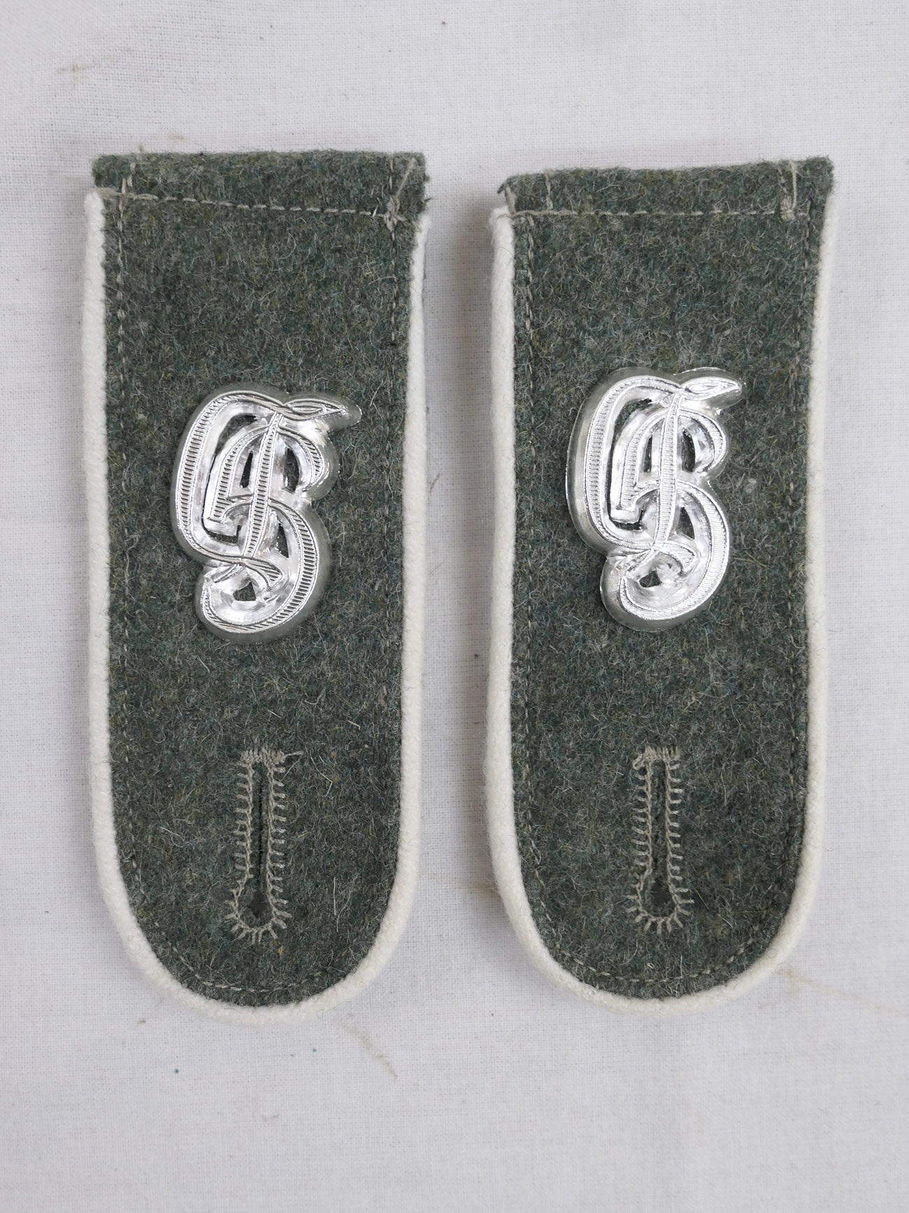 Wehrmacht Schulterklappen M40 Großdeutschland / Groß Deutschland GD 1x Paar