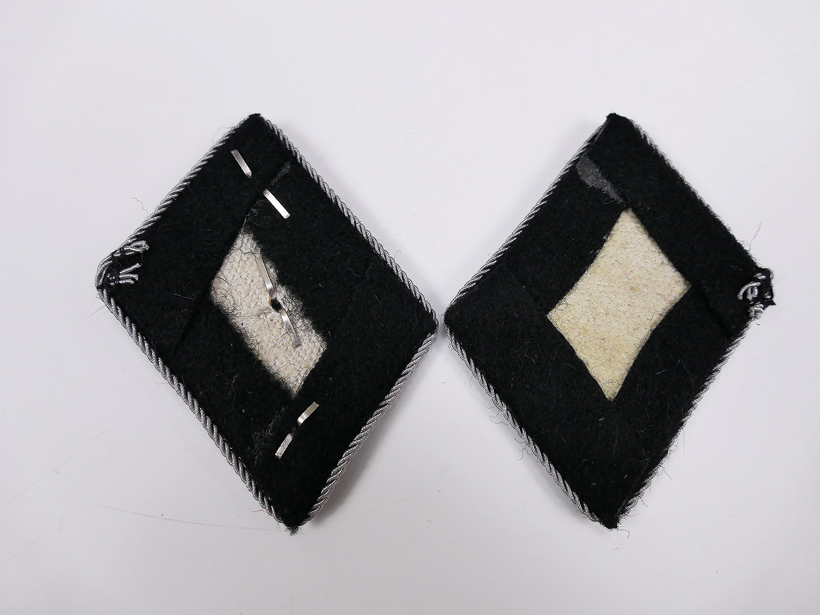 P1546105