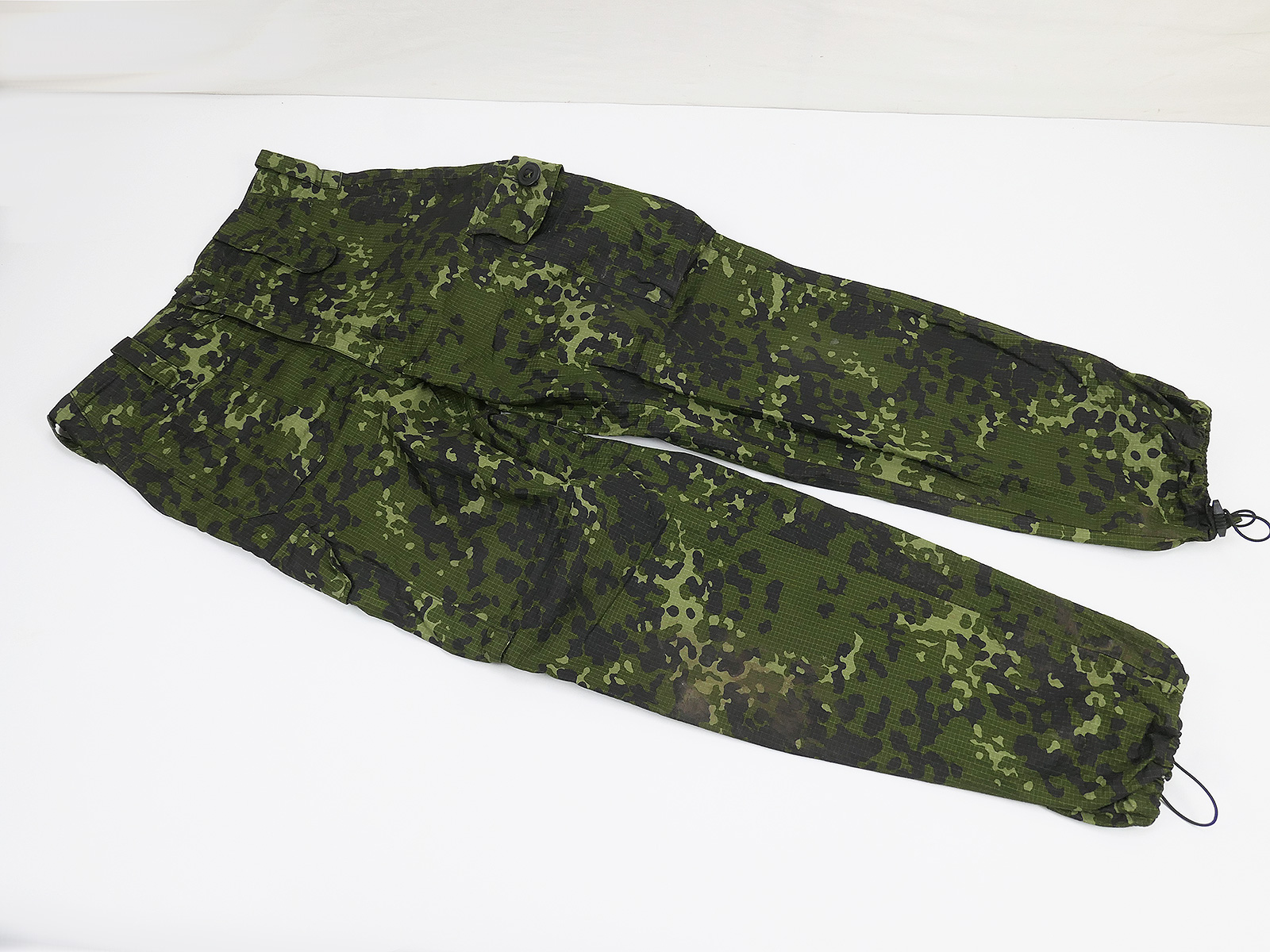 Dänemark Combat camouflage trousers grün Ripstop Flecktarn HMAK 2010 Feldhose Tarnhose DK Gr.13.2 