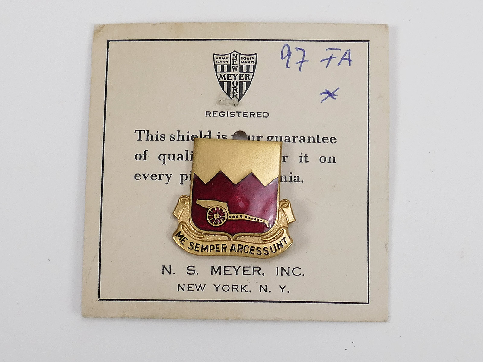 US WW2 Military Unit Crests Insignia 30th Field Artillery Battailon DUI Pin Medal Badge Abzeichen