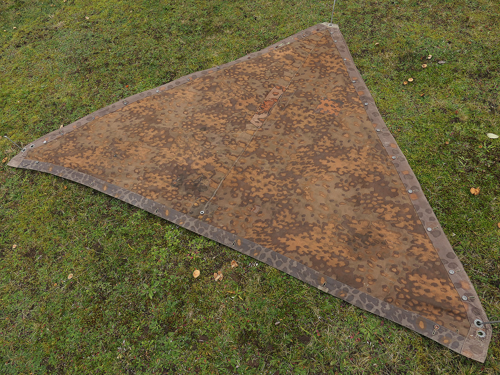 #A/ Waffen SS Original Zeltplane Eichenlaub Zeltbahn Tarnzeltbahn BATTLE WORN