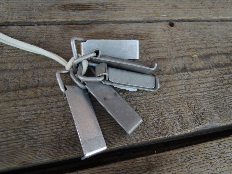 4852-1 Koppelschlaufe Alu Bundeswehr Koppeltragehilfe 70er Jahre
