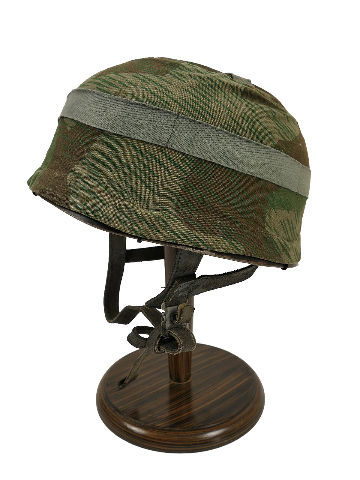 Einzelstück - Vintage Fallschirmjägerhelm DD Stahlhelm M38 Luftwaffe Fallschirmjäger mit Splittertarn Helmtarnbezug