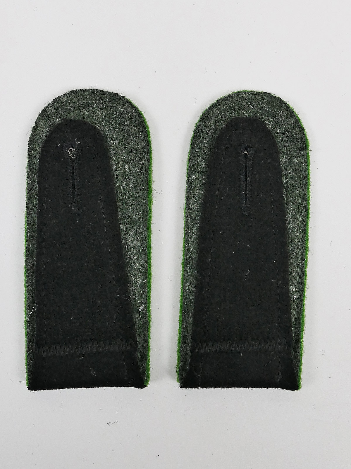 P1635486
