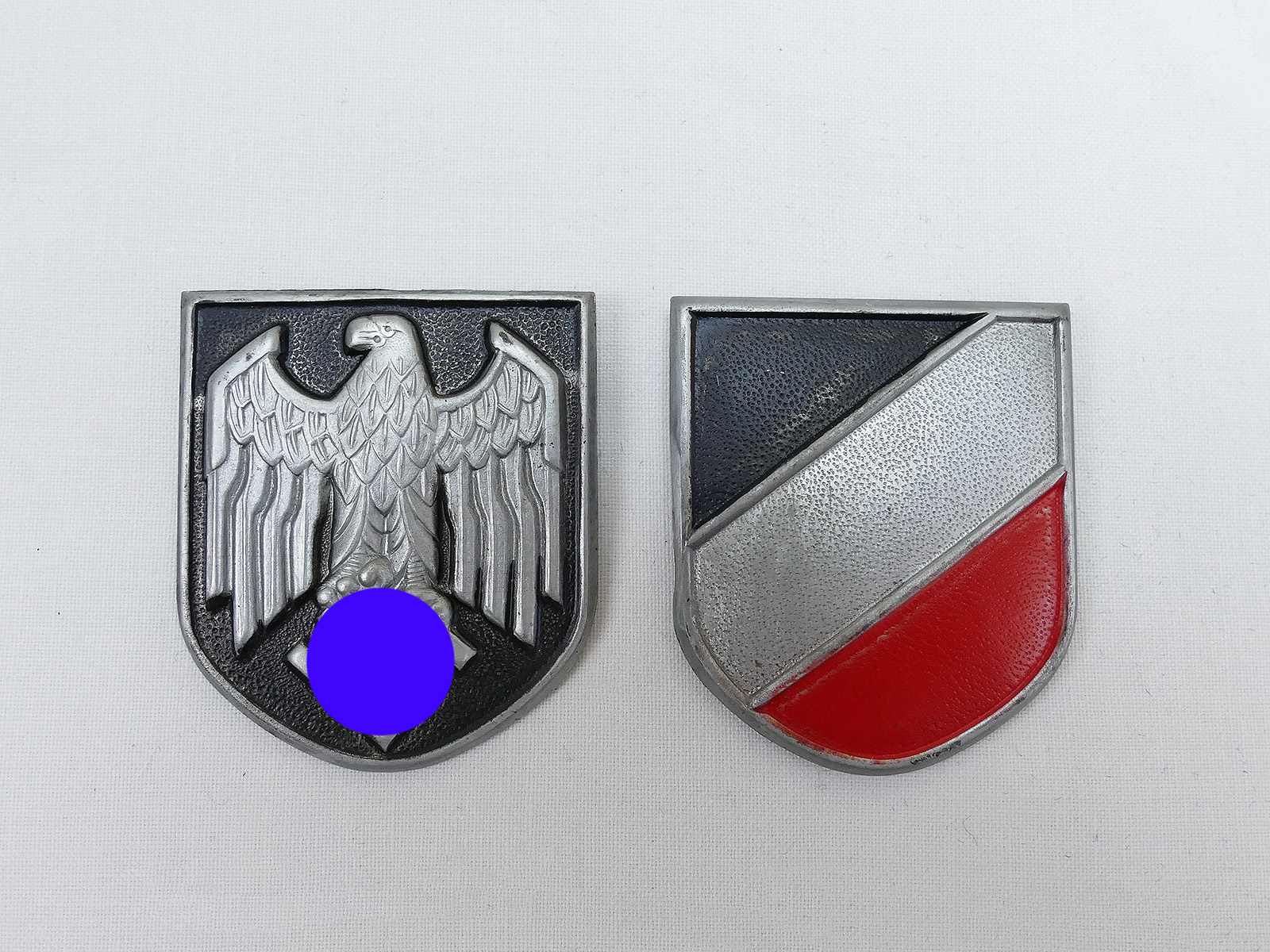 Satz Helmabzeichen Heer Alu an 3 Splinten für DAK Tropenhelm Afrikakorps