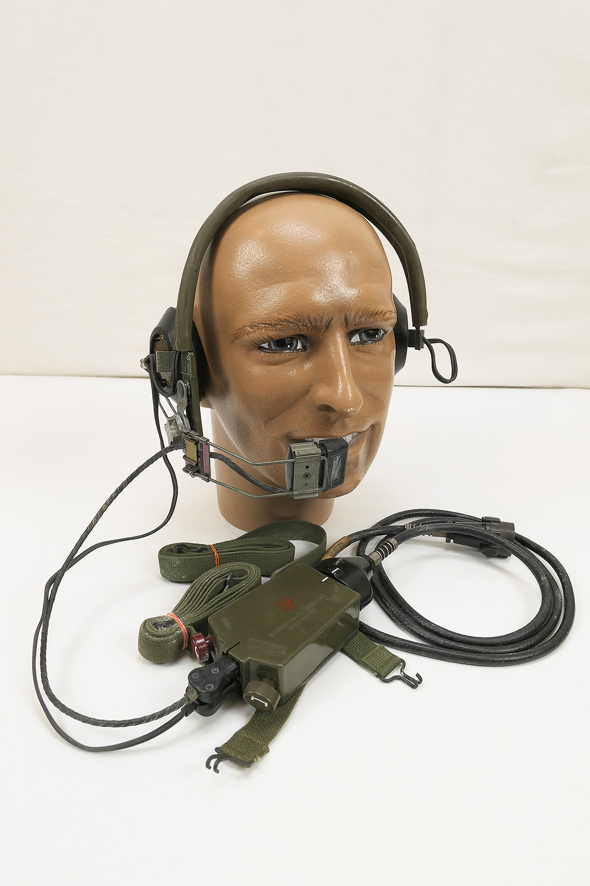 #5 US Vintage Headset SA-142/GSA-6 Switchbox mit Kopfhörer Kehlkopfmikrofon chest set Vietnam