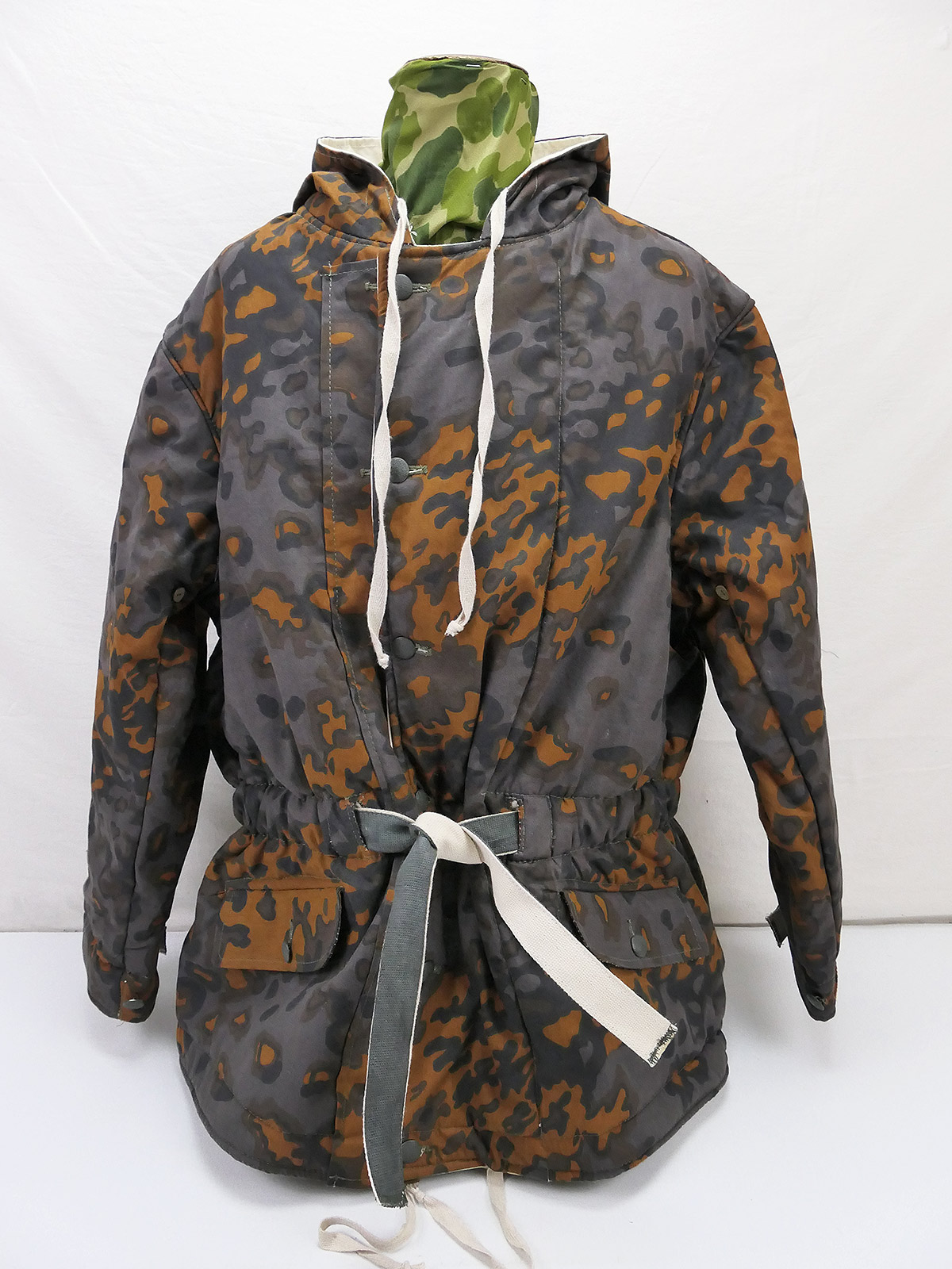 WSS Winterwendejacke Wendeparka Tarnjacke Wendejacke Eichenlaub Gr.III