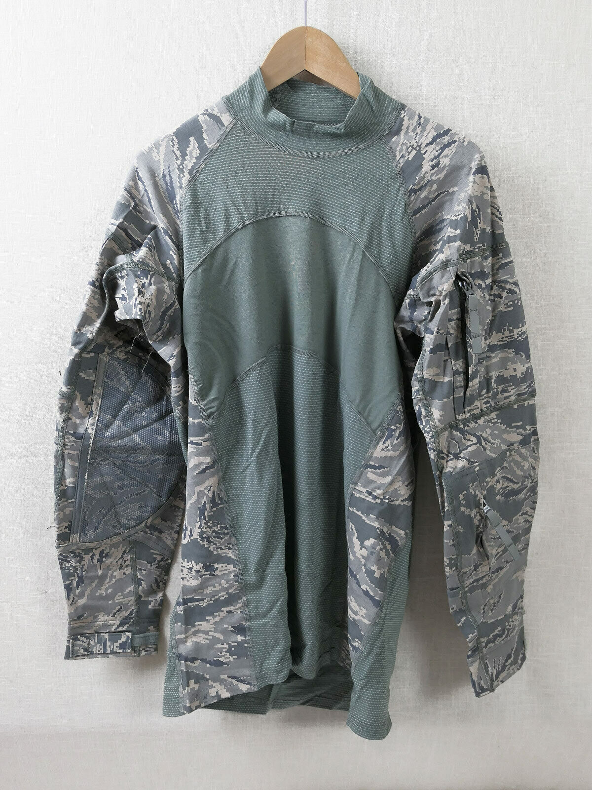 s-l1600BFiTCt5kSbTsU US AIRMAN BATTLE Special Forces MASSIF Combat Shirt Flame resistant ACU