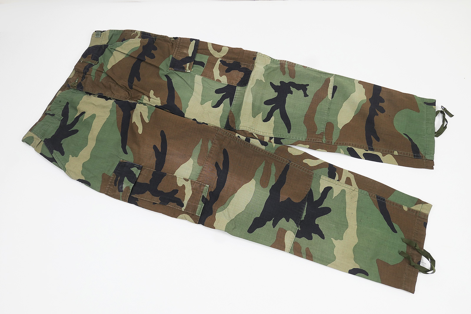 P1520159 #4 US Army BDU Feldhose Combat Trousers Camouflage Woodland Tarnhose Small short - Ripstop