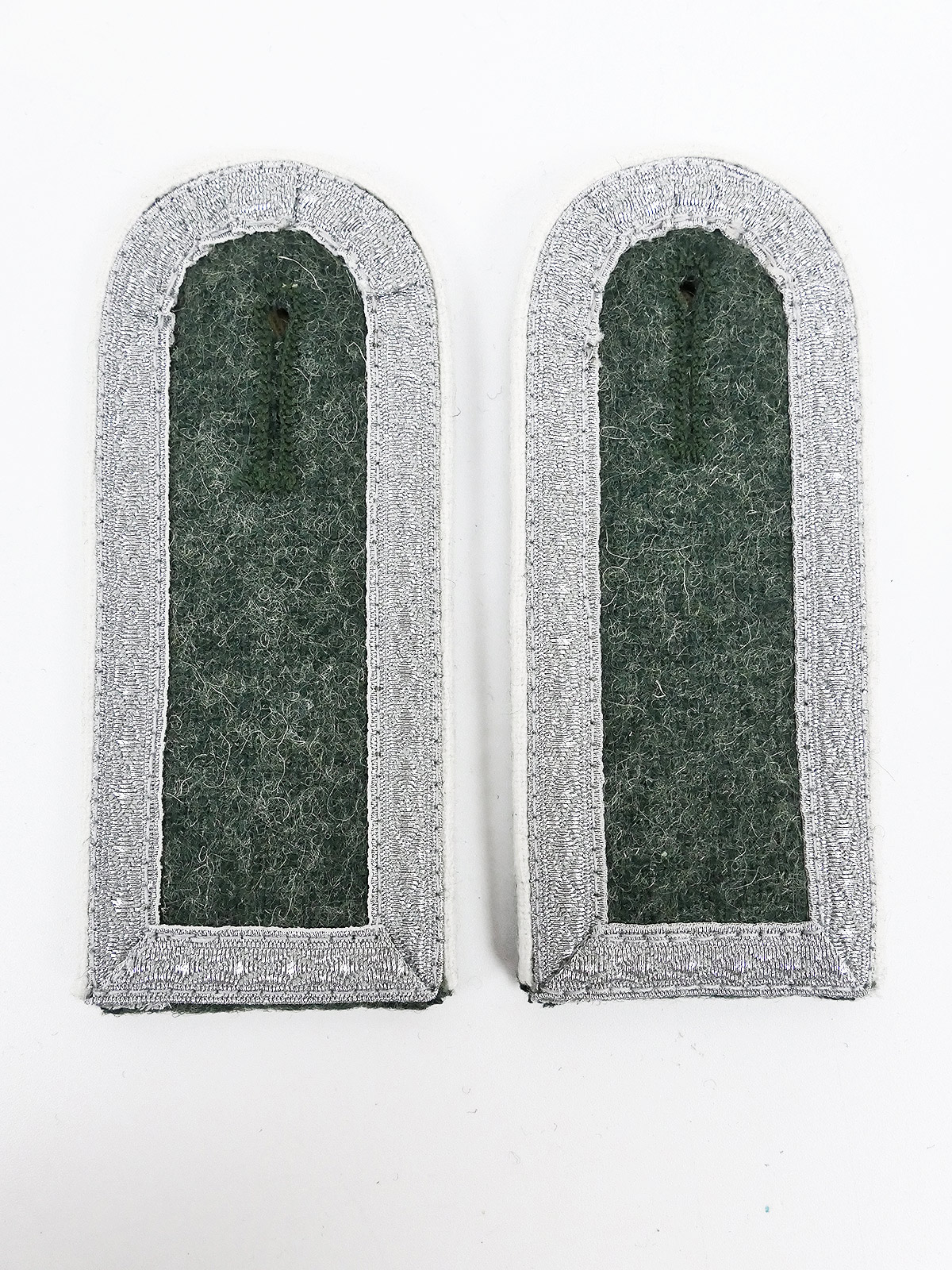 P1235848lEIBg9GOxvn0w Wehrmacht Schulterklappen M40 Infanterie für Unteroffiziere mit Portepee / Feldwebel