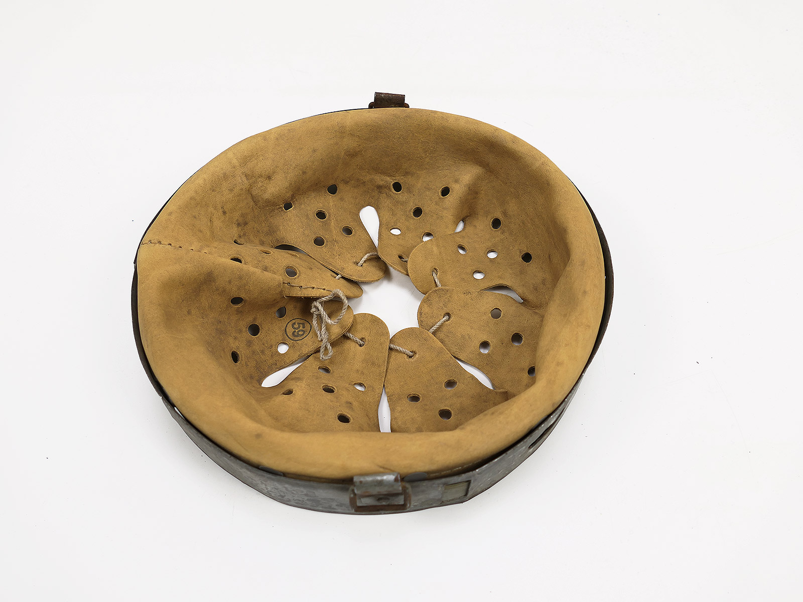 #198/ Wehrmacht Stahlhelm Helmfutter ANTIK Innenausstattung M35 M40 M42 (59/66)