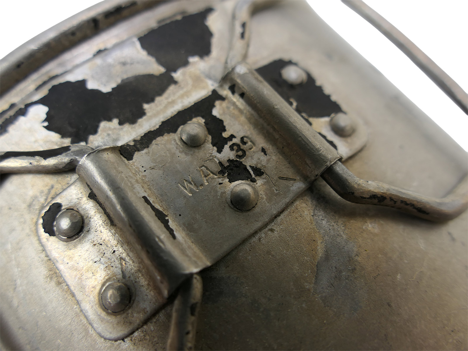 Wehrmacht Feldflasche ESB40 mit Original Alu Becher WAL39  COLLECTION BATTLE WORN