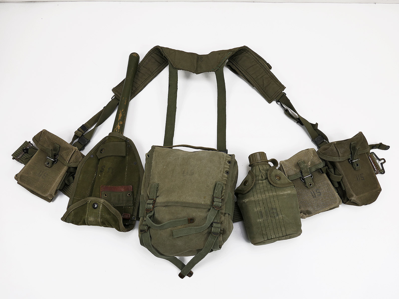 #BB/ US Army Vietnam Sturmgepäck M-1956 Pack - Pistol Belt Bags Pouches Buttpack Suspenders Klappspaten 
