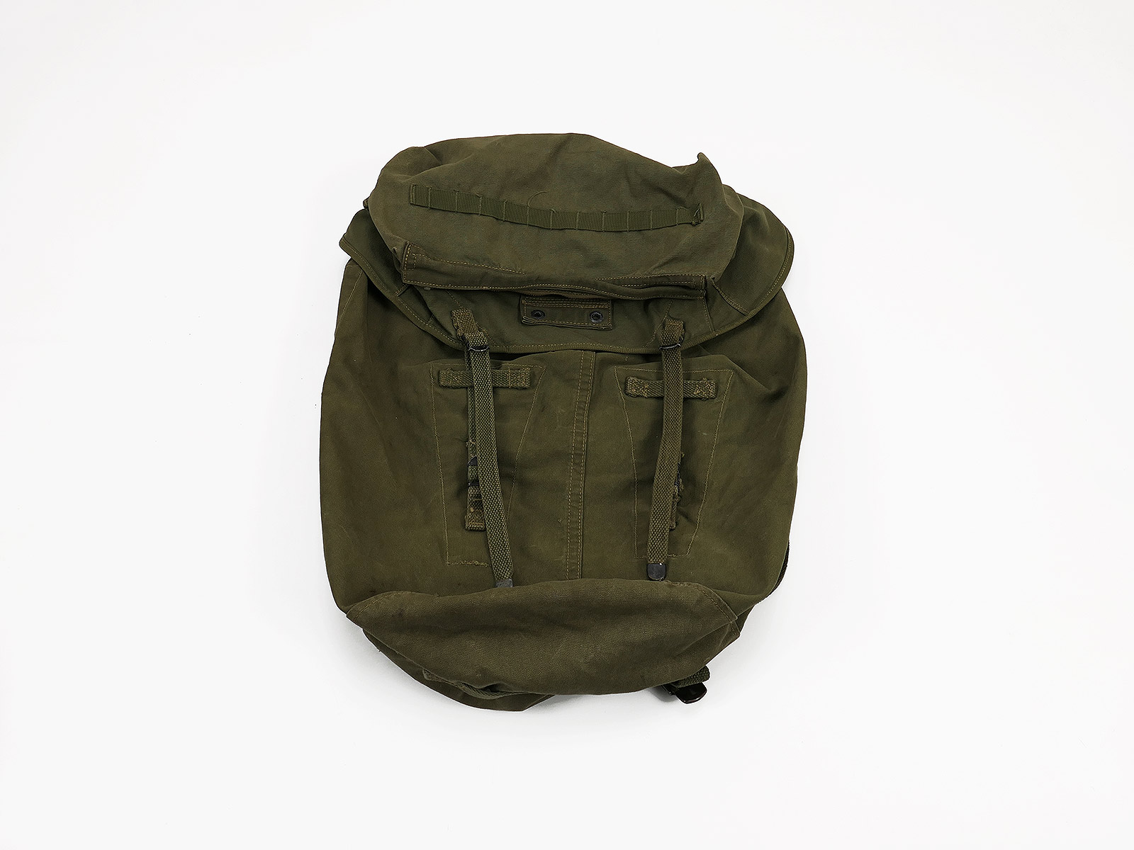 Original US Army WW2 Vintage M-1942 Jungle Combat Pack from Collection BATTLE WORN 