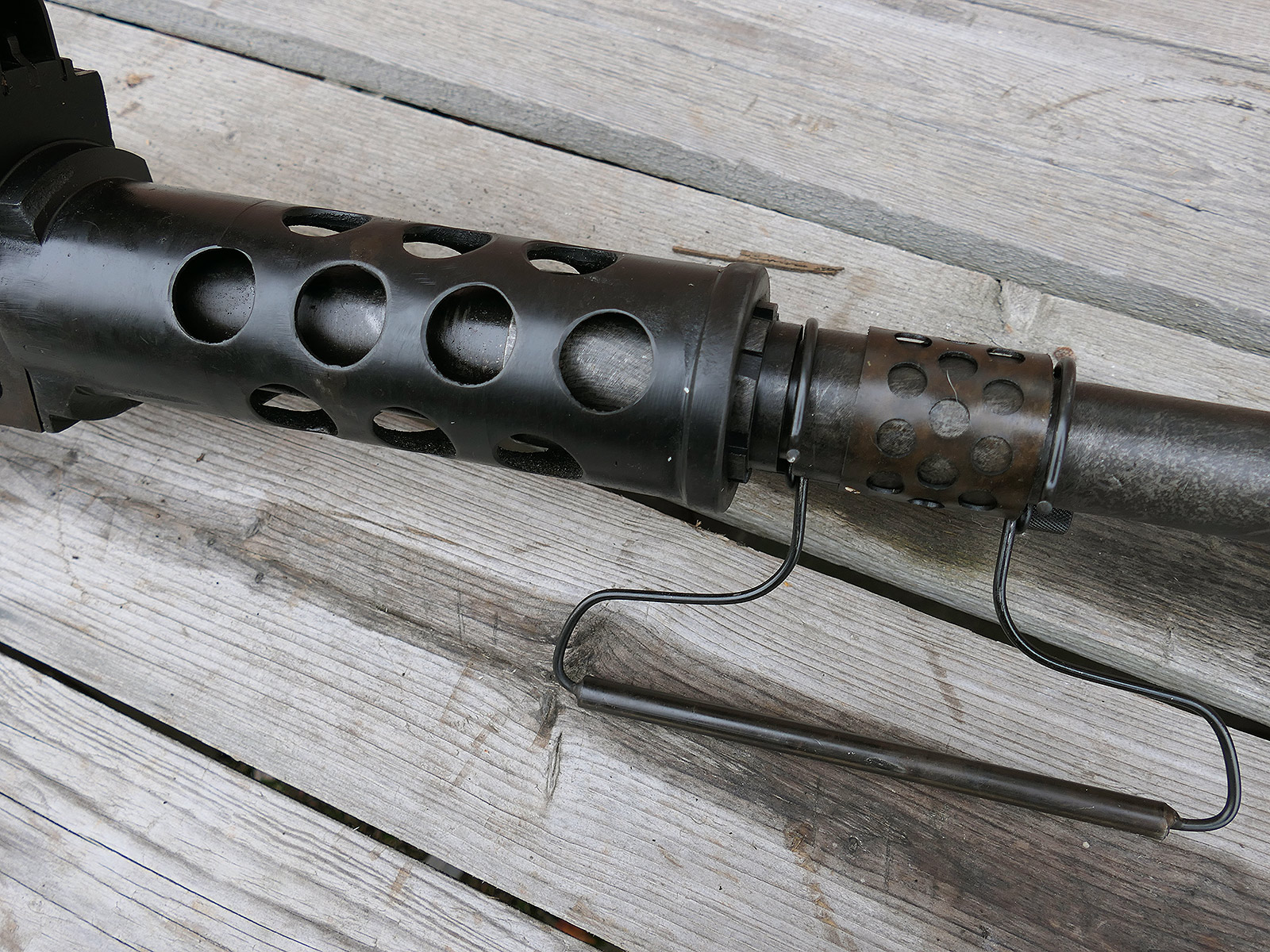 #A Browning Machine Gun MG Cal. 50 M2 Jeep Lafette Tripod - Modell - 1:1 Metall Nachbau Lauf zerlegbar