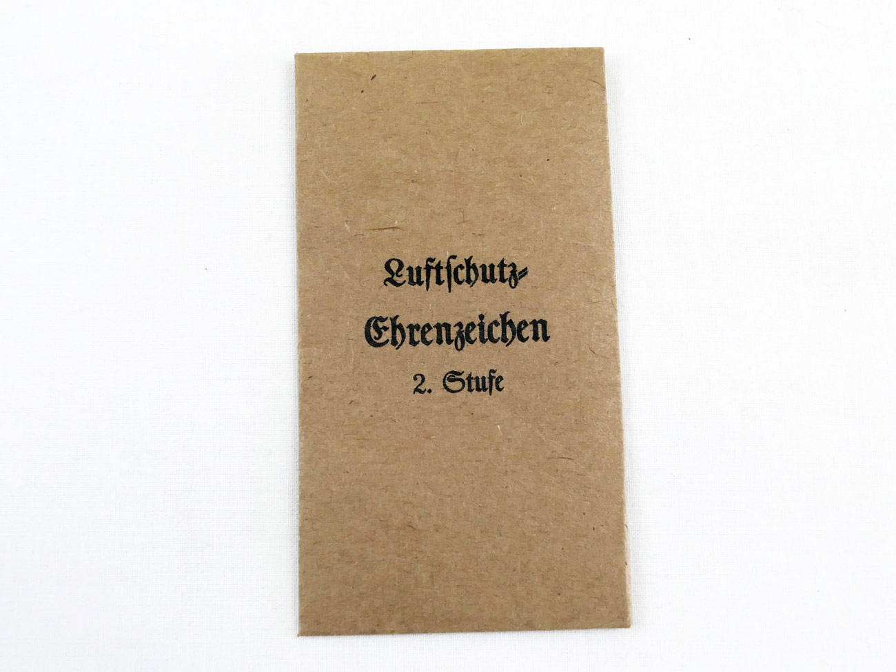 Verleihungstüte für Luftschutz Ehrenzeichen 2. Stufe (418)