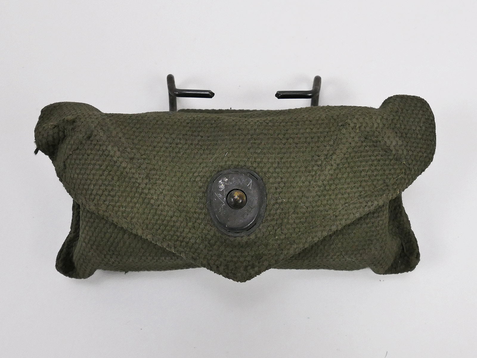 #8 US Army First Aid Kit M-1942 Pouch OLIV Verbandspäckchen Tasche Koppeltasche mit Inhalt