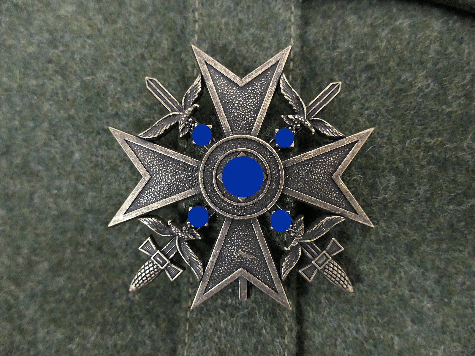 P1716257
