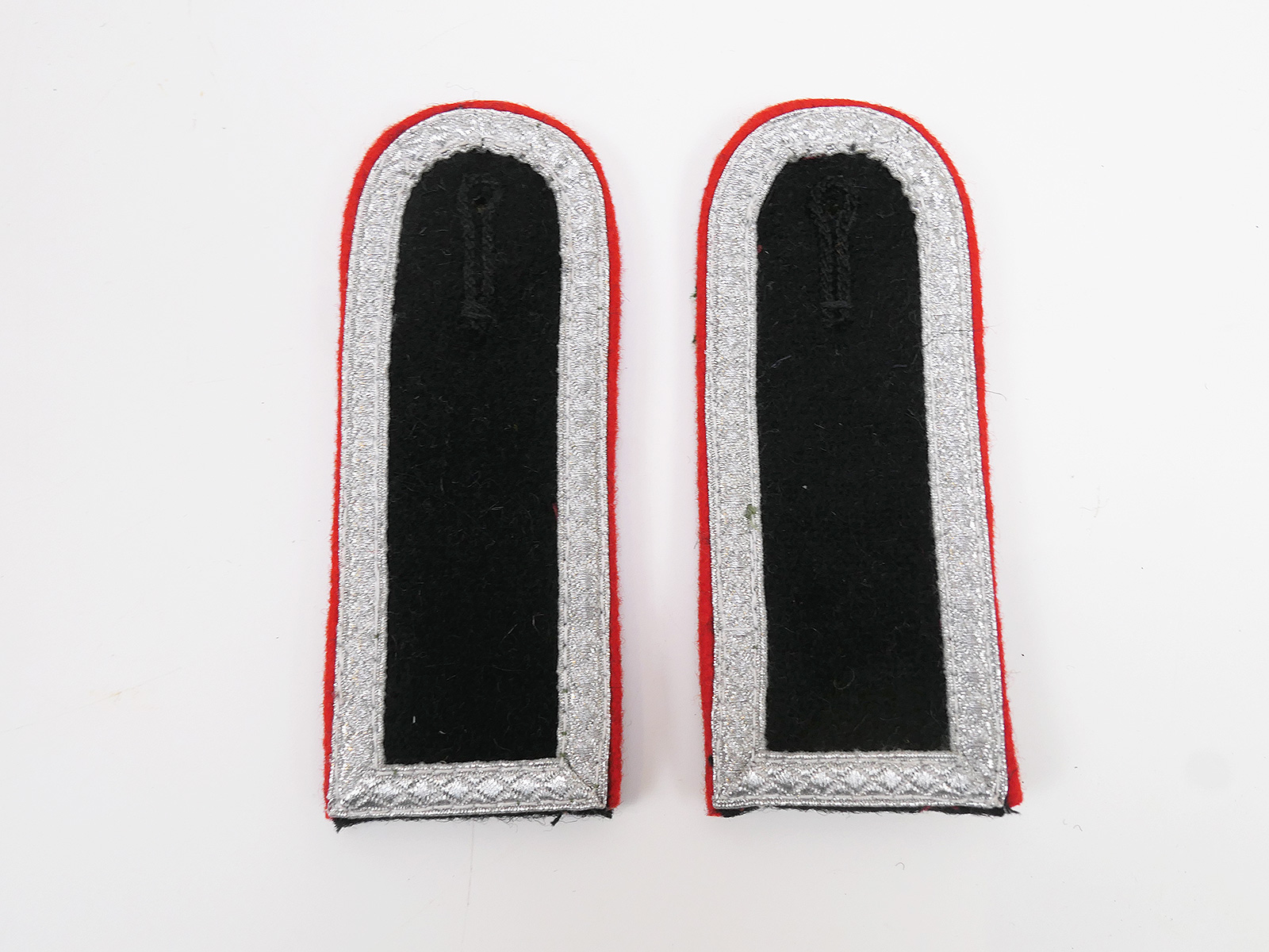 WSS Schulterklappen Schulterstücke Sturmgeschütz Scharführer Artillerie für Feldbluse 